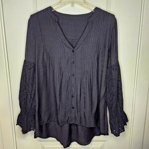 Women's Black Button Front Hi-Low Tunic Blouse Eyelet Bell Sleeves Medium Boho